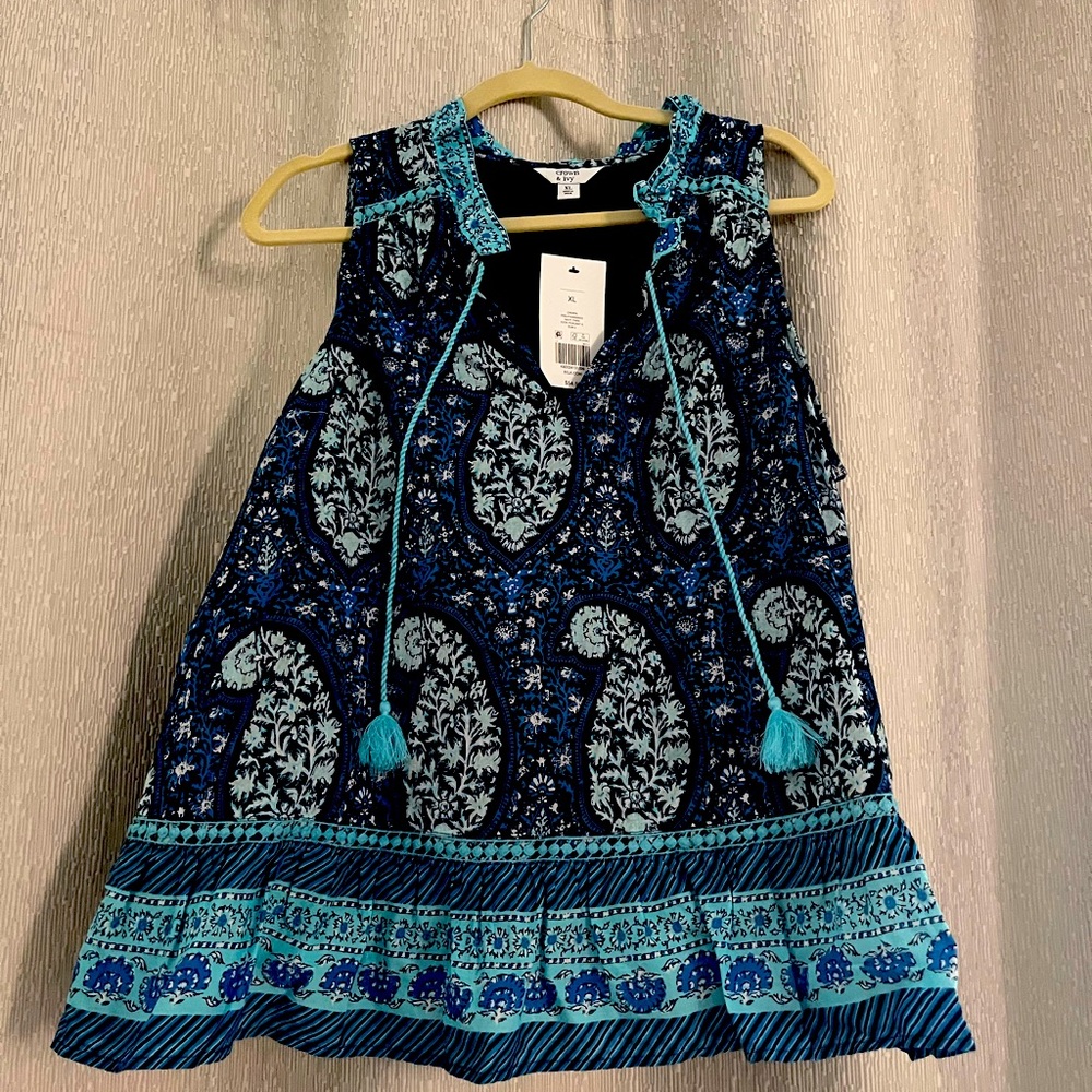 Sleeveless paisley top
